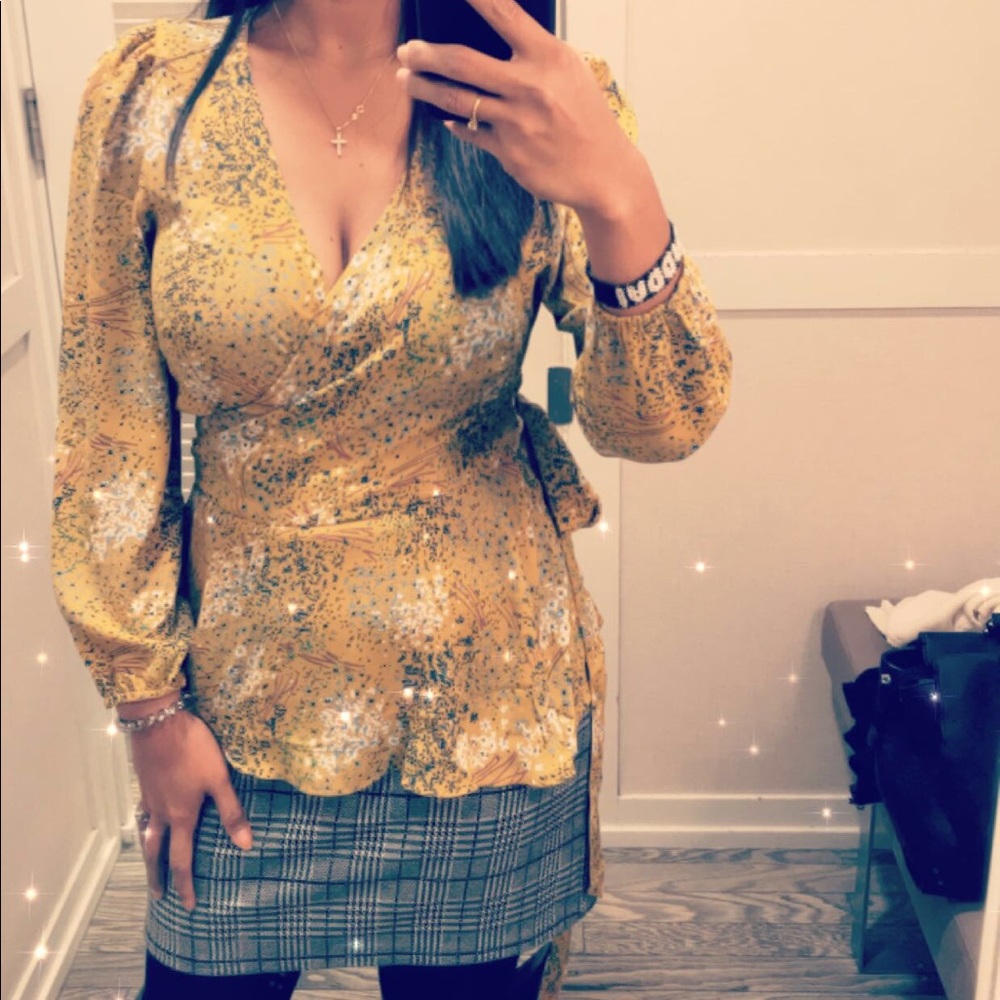 Blouse - Picture 2 of 2